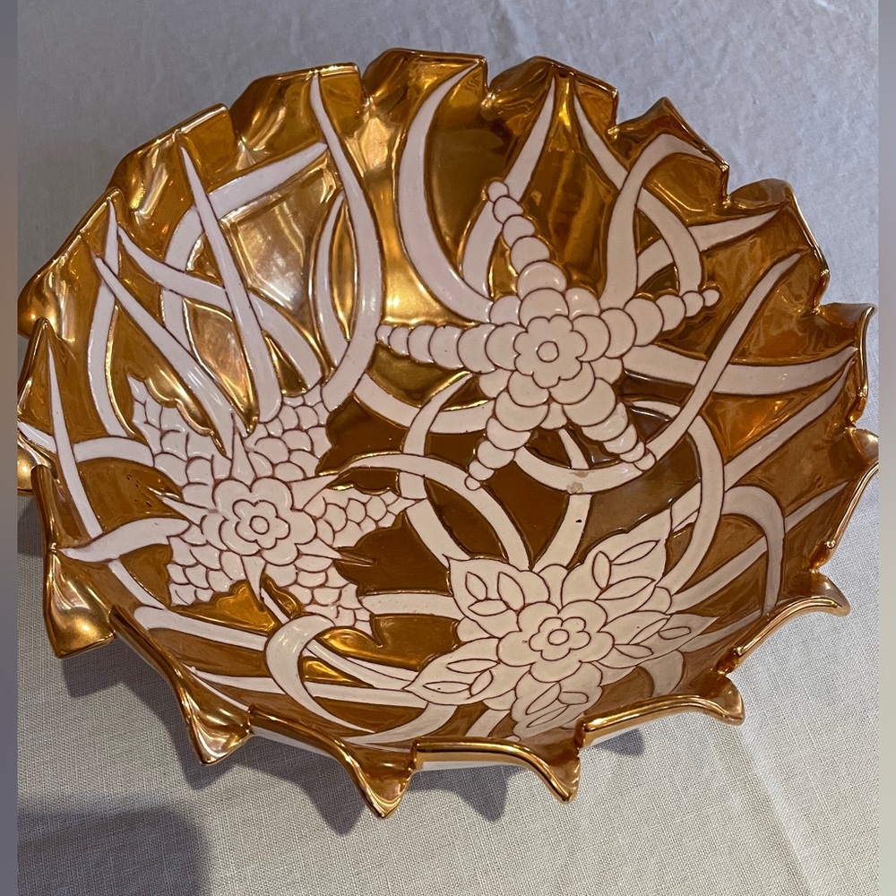 Elegant Italian Gold and White Decorative Bowl